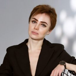 Елена Ющенко